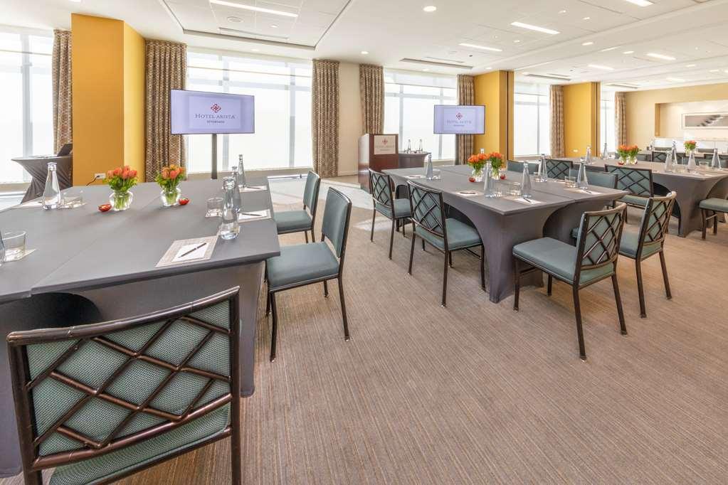 Hotel Arista Naperville Kültér fotó